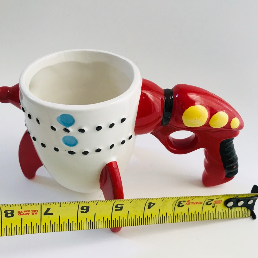 Ray Gun Mug - Picture 6 of 8